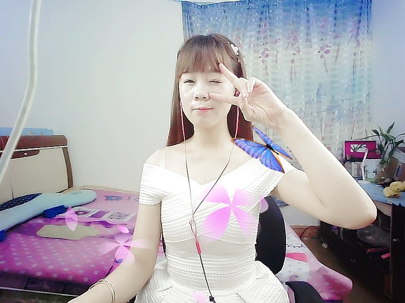 UKi7的主播照片