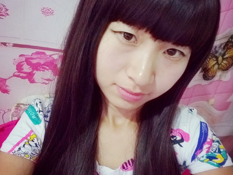 ╰☆╮涵涵的主播海报