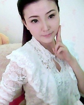 大聆听温主播照片