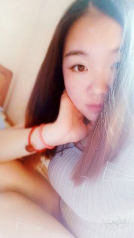 䒕甜曈主播照片