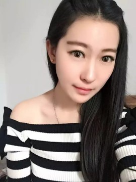 大聆听温主播照片