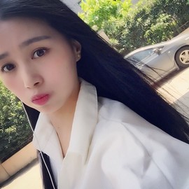 心若向阳つ无畏悲伤主播照片