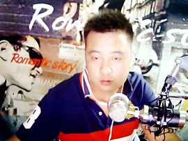不会喊麦的牛主播照片