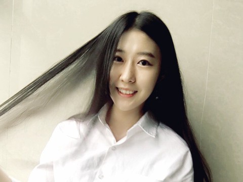 小七7777海报