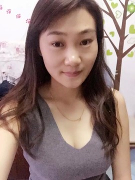 亲切家族主播照片