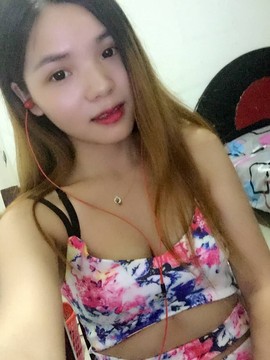 亲切家族主播照片