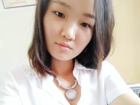 艾涵曦海报