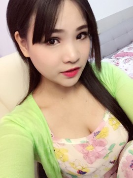 亲切家族主播照片