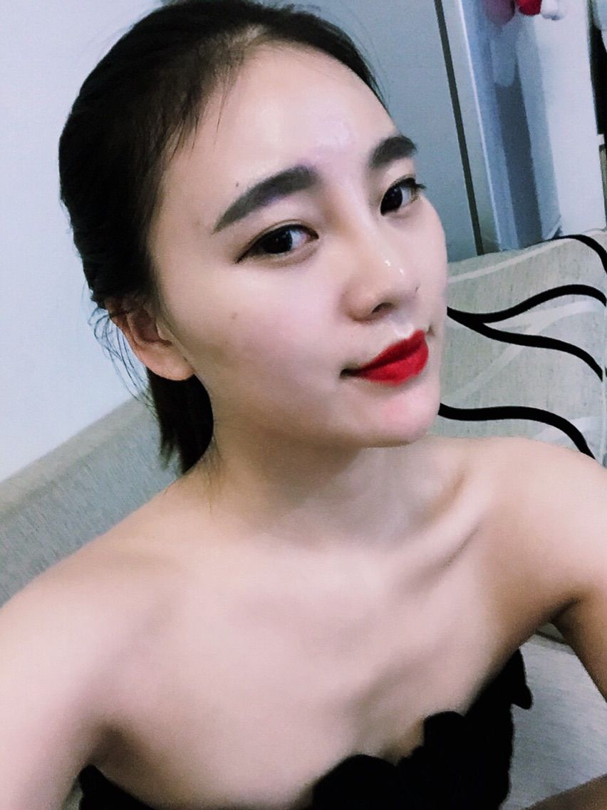 「王不吝停播一个月的主播照片