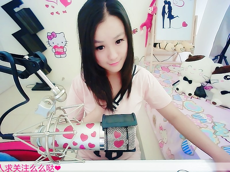 💋收垃圾的小狐狸的主播照片