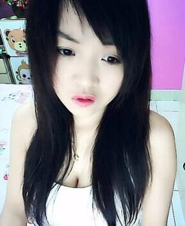 亲切家族主播照片