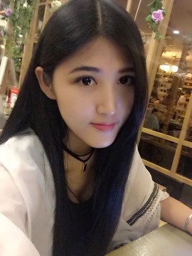 大聆听温主播照片