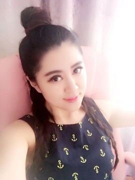 大聆听温主播照片