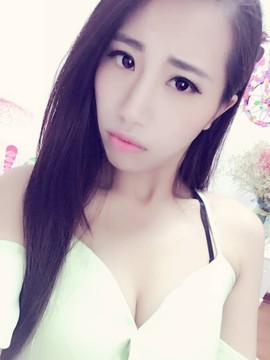 亲切家族主播照片