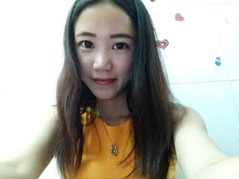 小小果果儿主播照片