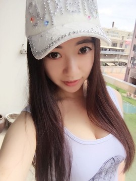 亲切家族主播照片