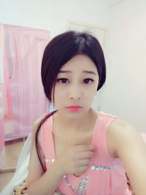 小草要的幸福的主播照片