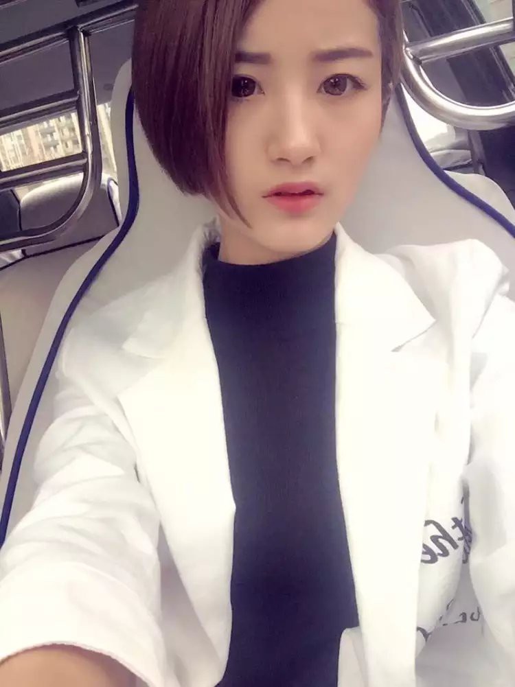 ╰❥丶谁在爱你﹍☂的图片