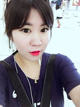 🌸趣儿姐🎶主播照片