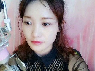 静静是个白富美哦的主播照片