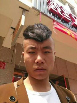 主播庭轩主播照片