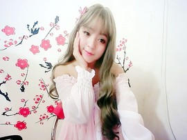 一菲baby主播照片