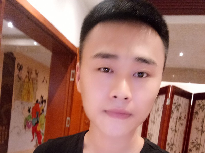 日行一善🙏的主播海报