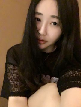 堇瑜、身心俱疲。主播照片