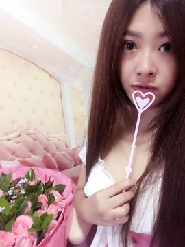 蕊蕊休息主播照片
