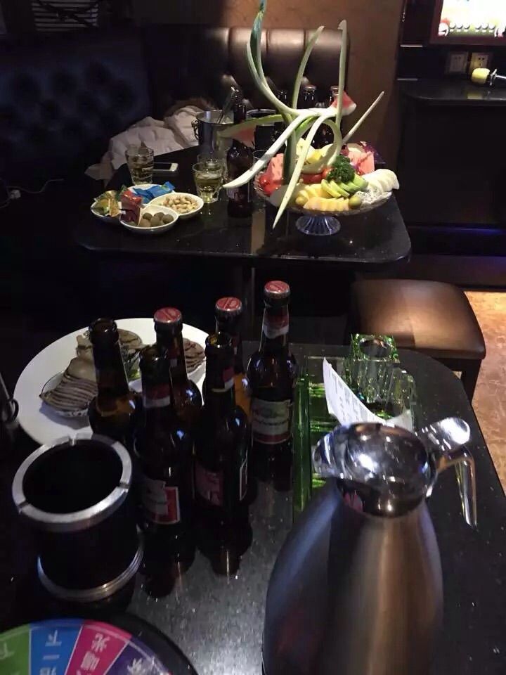 摩卡大叔的主播照片
