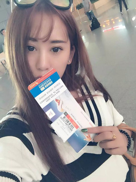吃土女主播丶咪熙主播照片