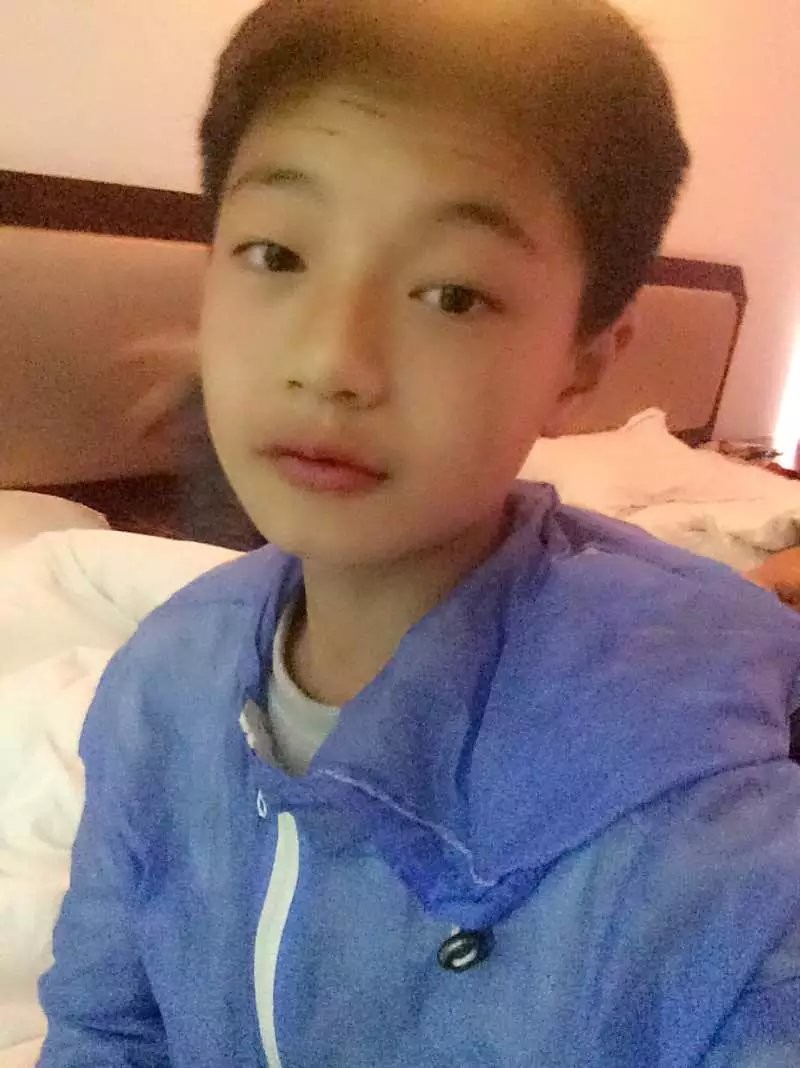 昵称违规，请重新修改的主播照片