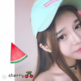 ャ树下羊咩咩☆主播照片