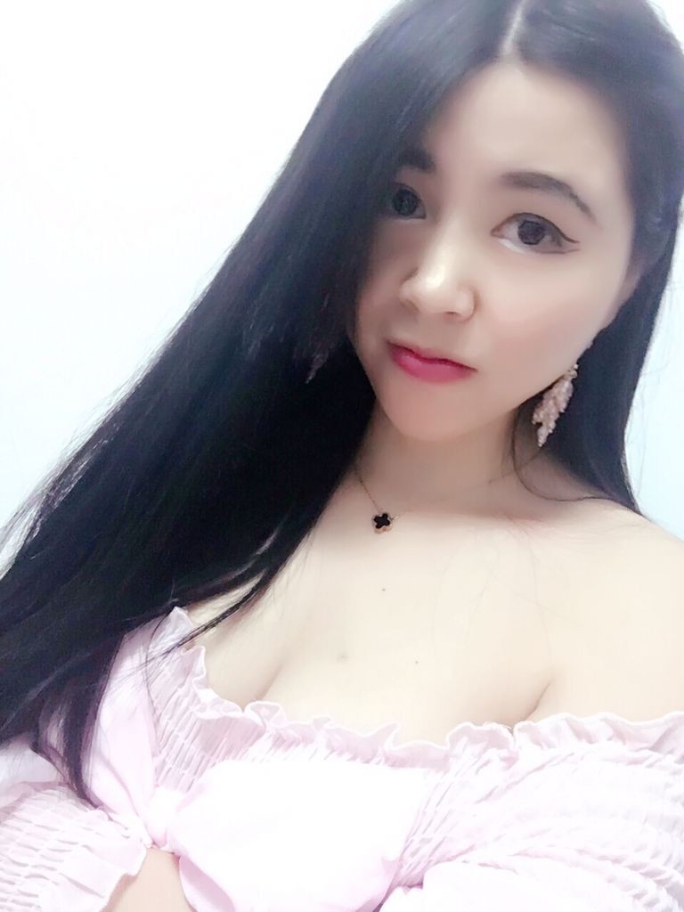 慕颜兮求守护的主播照片
