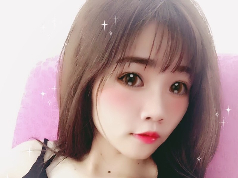 何虾米的主播海报