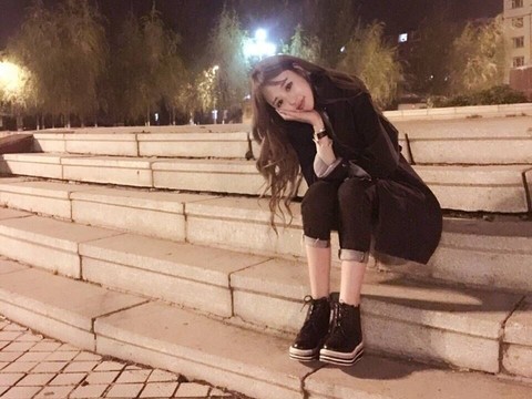 闻音。九亿少年梦海报