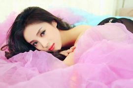 木子鑫垚好声音主播照片