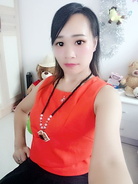 小燕子爱唱歌主播照片