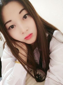 我是一个无名小草主播照片