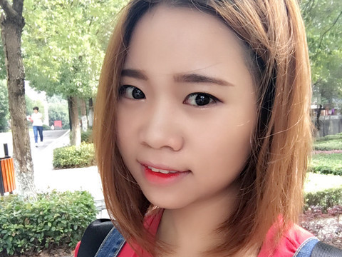凡.小妞海报