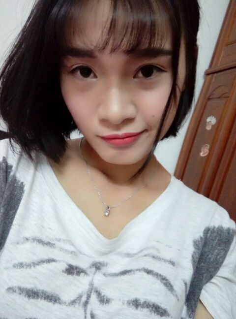 宝猪大人主播照片