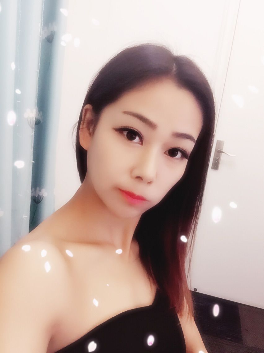 SHOW泰M_婷宝的主播照片