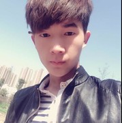 飞飞，低调