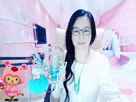 魅力女人唱民歌主播照片