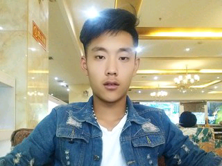 道←哥的主播照片