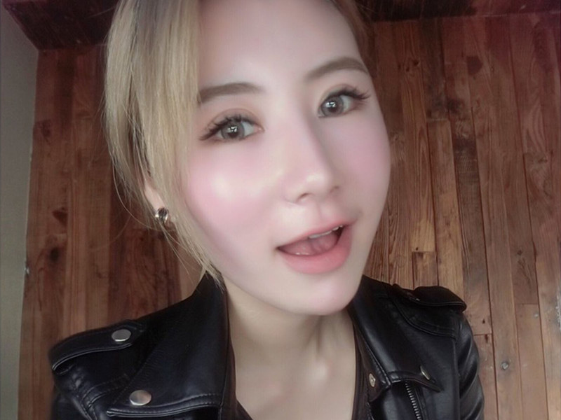 歌手Nancy.的主播海报