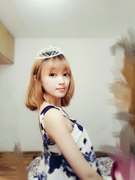 白粥小妮子主播照片