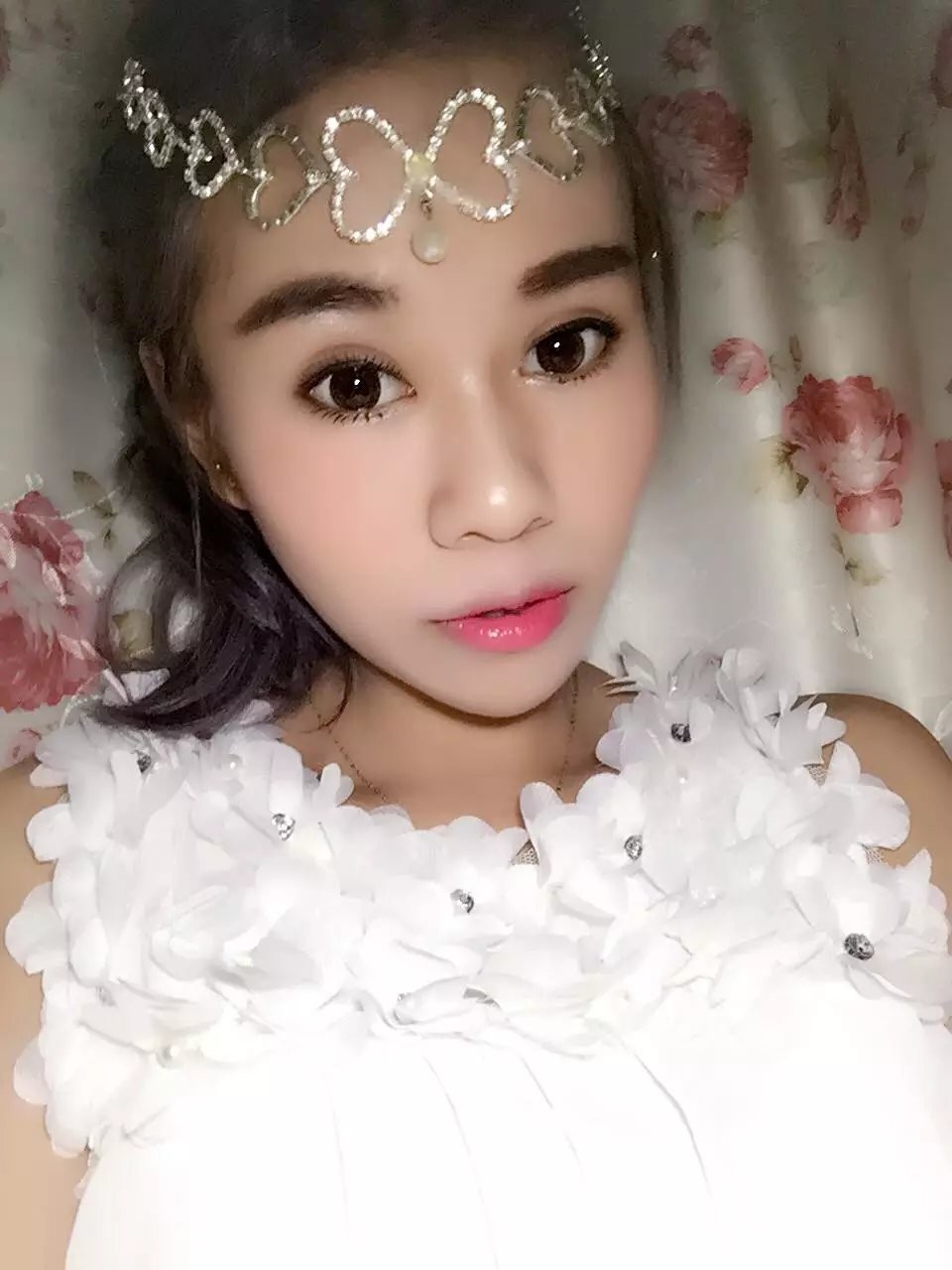 ღ寶兒ღ跑调王主播照片
