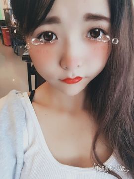 ❁偲偲❁╭☞六月见主播照片