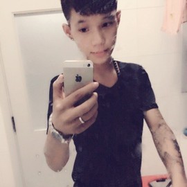 lMc梦洋主播照片